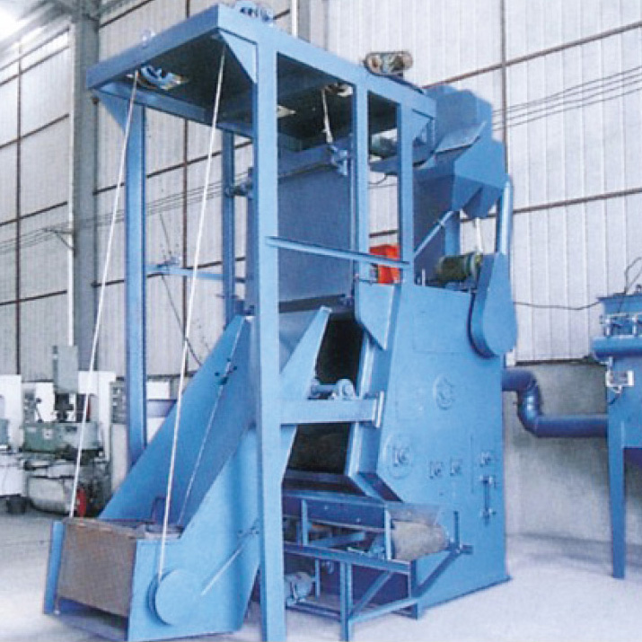 Q32系列自動上下料(卷揚(yáng)上料、輸送下料、環(huán)保)履帶拋丸清理機(jī)